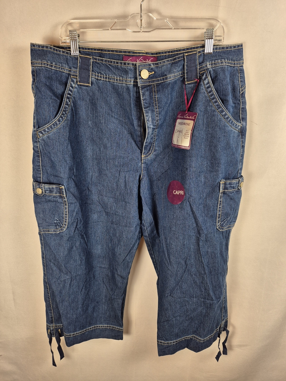Gloria Vanderbilt Blue Denim Capri Cargo Jeans Size 18